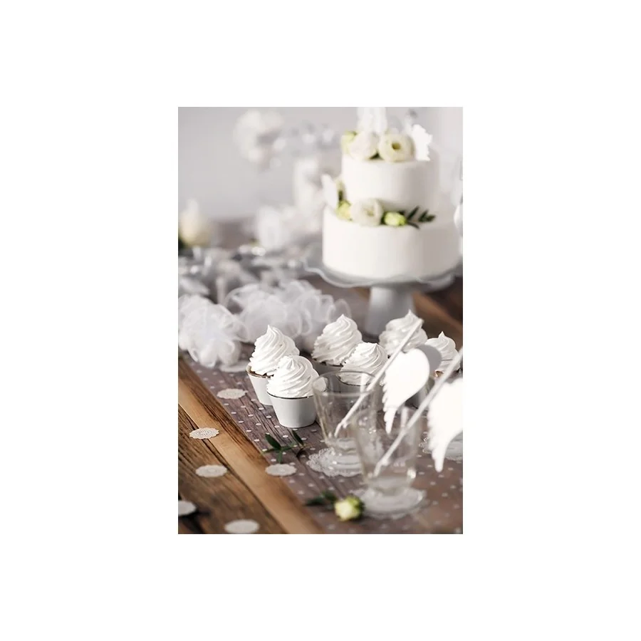 6 papiers pour cupcake bord argent table