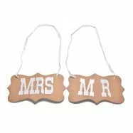 Mr & Mrs carton