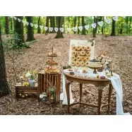 Sweet table en bois mise en scène