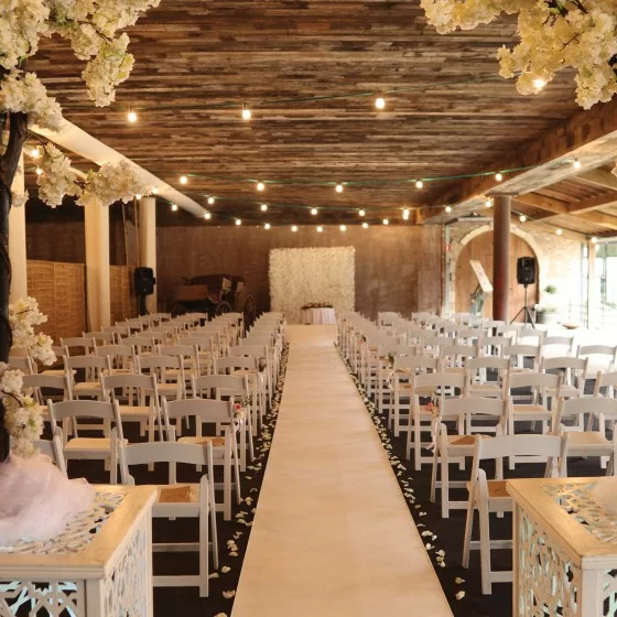 Tapis blanc pour cérémonie mariage